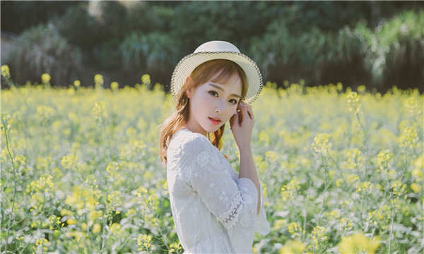 阿克塞标题：想找个女人帮忙生孩子的有效解决方案，助您圆梦家庭